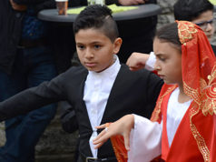 Kafkas Folklor grubuna büyük ilgi Tam not aldılar