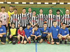 Soğuk havada sıcak mücadele Hamm DİTİB camileri organize ettiği salon turnuvasına katılan spor severler