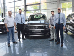 Volkswagen’den müşterilerine Almanya garantisi Soldan sağa: Birol Gençgün, Mustafa Büyük, Kamil Benli ve Orkun Duman.