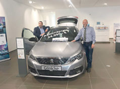 Mazotlu otomobil alınacaksa mutlaka Euro 6 olmalı! Soldan sağa: Cihan Kanber ve Göktuğ İyidoğan birarada görülüyor.