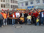 Galatasaray’ın şampiyonluğu Bielefeld sokaklarında ve Jahnplatz’da kutlandı Galatasaray taraftarları Jahnplatz’de idi