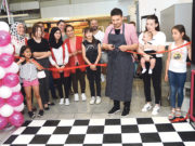 Dondurmanın katlamalısı Kaya Center’de Kaya Center işletme müdürü Hüseyin Kaya, açılış kurdelasını keserek hayırlı olmasını diledi.