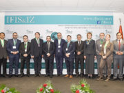 Konferans’da “Din ve Finans” konusu işlendi FİNANS SİSTEMİN ÖNEMİNİ ANLATTILAR..