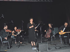 Detmold’da müzik ziyafeti Soldan sağa: David Filipe,Yanyan Kong, Marina Eichberg, Pavel Efremov, Marko Simic, Cumhur Topak ve Dr. Hatice Zeynalova (okuyan).