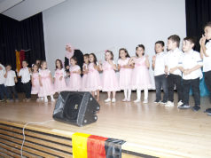 Mini Vatan çocukları sezonu kapattılar Çocuklar ayakta alkışlandı!