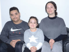 Akdenız Ateşi Hastalar grup kuracaklar Emre (17), Zeynep (7) ve Süde (14)