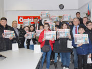 Oeldeli Türk öğrencilerden Öztürk gazetesine ziyaret 10 Ocak ziyaretçileri finali Öztürk gazetesinin Ocak 2020 sayısını ellerine alarak programı noktaladılar.