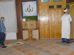 Yasaktan sonra ibadete açılan iki camiden izlenim