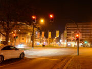 2021 boş sokaklarda geliyor