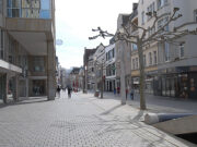 Almanya Perakendeciler Birliği Başkanı Genth’dan „Mağazaların ışıkları sönecek“ uyarısı geldi