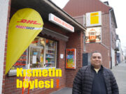 Çocuk yaşta alışveriş yaptığı bakkalları satın aldı