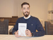 Koray Tektaş, şiir kitabı yazdı „En Çok Okunan“ kitaplar arasında yer aldı