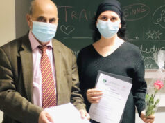 Hamm Engelliler Derneği kursuna katılan kişiler sertifika aldılar