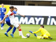 Paderborn’da milliler, Burak ve Cengiz ile fileleri gördü