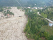 Sel mağduru Avrupalı Türkler yardım bekliyor