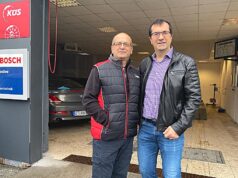 Rheda-Wiedenbrück’da, TÜV Muayenehanesi açıldı