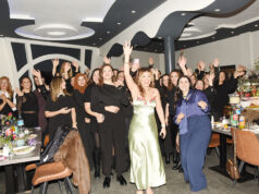 Nagiş Pilates’in yıl sonu yemeğinde kursiyerler felekten bir gece çaldı