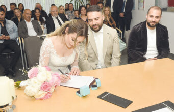 GÜL DEMİRTAŞ ve AHMET YILDIRIM “EVET” DEDİLER Gül Demirtaş ile Ahmet Yıldırım ömür boyu mutluluk için "Evet" dediler.