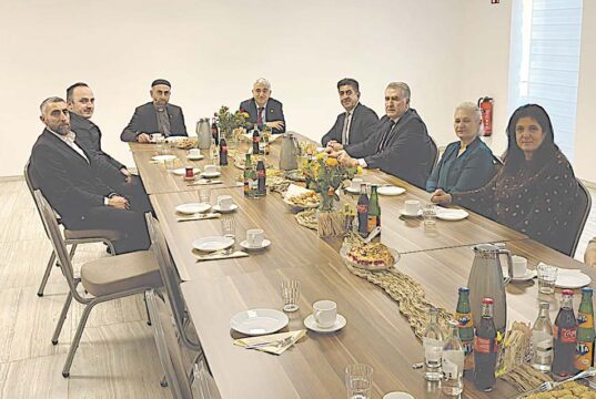 Süryani Cemaatine İadei ziyaret