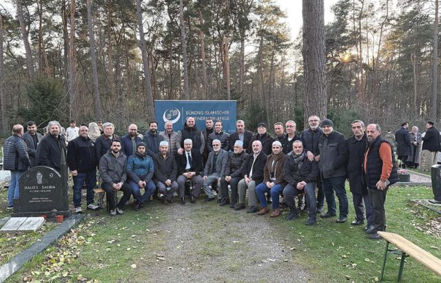 Manset_-Senne-Müslüman-mezarlik-ziyareti_2026