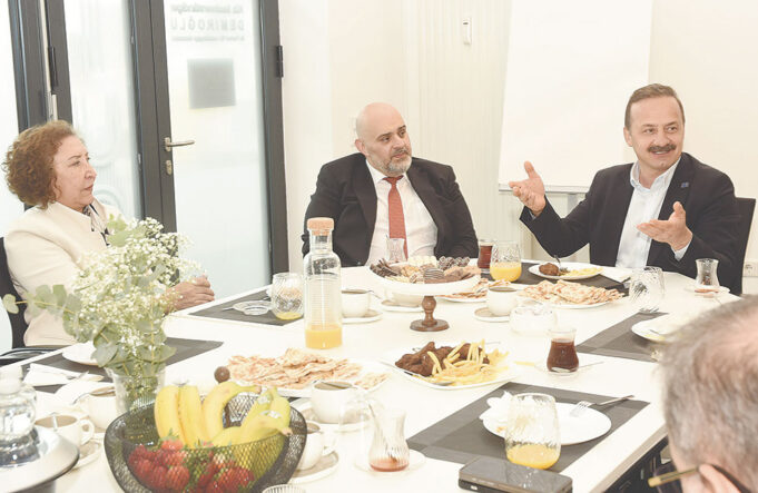 Anahtar Parti Genel Başkanı Yavuz Ağıralioğlu “Benim bu millete borcum var”
